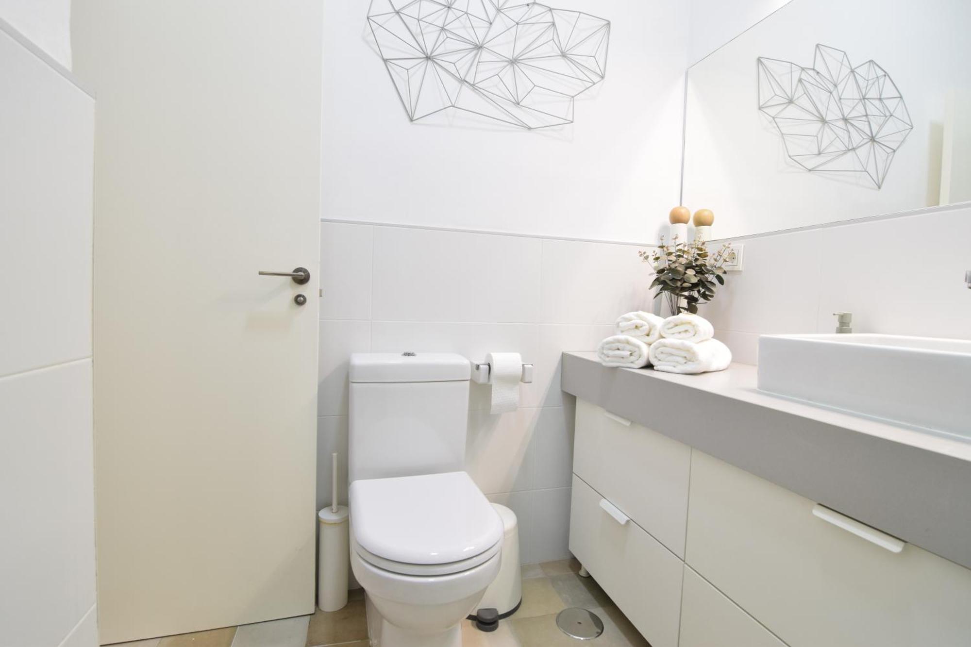 Apartamento Atarazanas Malaga Centro Historico Eksteriør billede