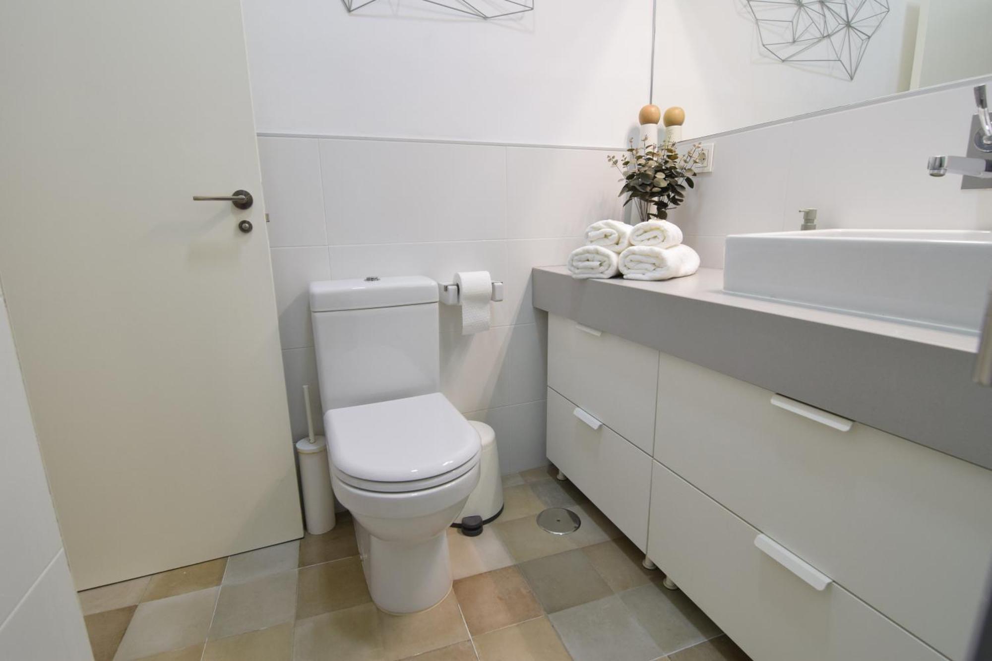 Apartamento Atarazanas Malaga Centro Historico Eksteriør billede