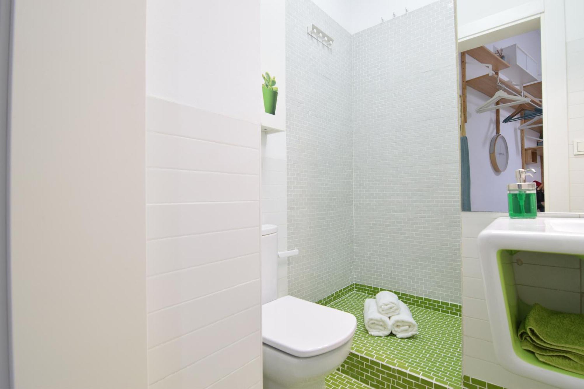 Apartamento Atarazanas Malaga Centro Historico Eksteriør billede